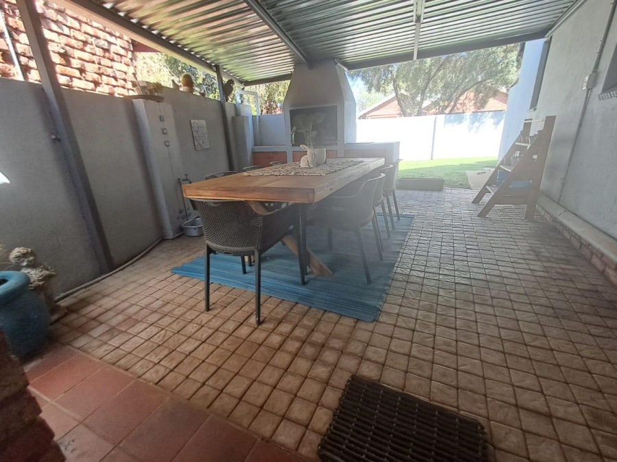 3 Bedroom Property for Sale in Roylglen Northern Cape